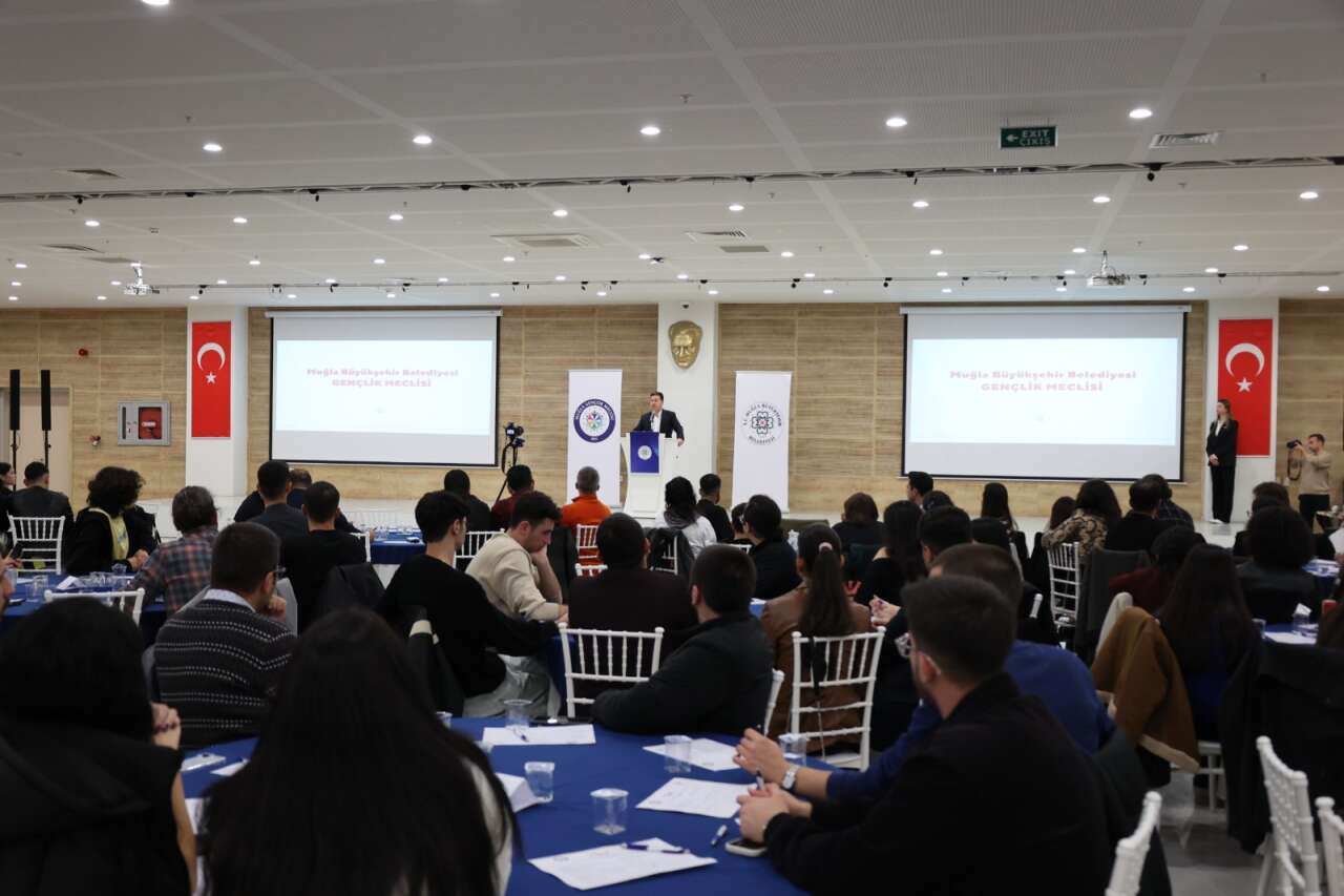 Başkan Aras: “Gençlerden Gelen Her Fikri Desteklemeye Hazırız” 1